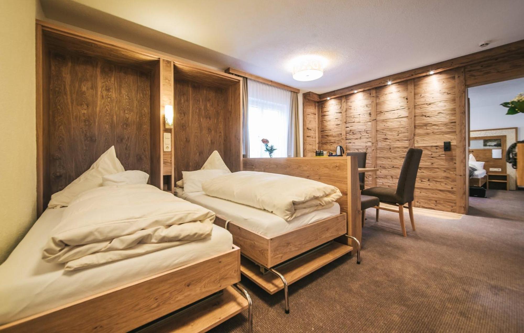 Arlen Lodge Hotel Inkl Premium Karte Im Sommer Sankt Anton am Arlberg Bagian luar foto
