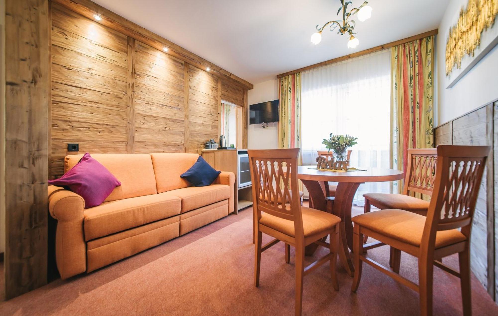 Arlen Lodge Hotel Inkl Premium Karte Im Sommer Sankt Anton am Arlberg Bagian luar foto