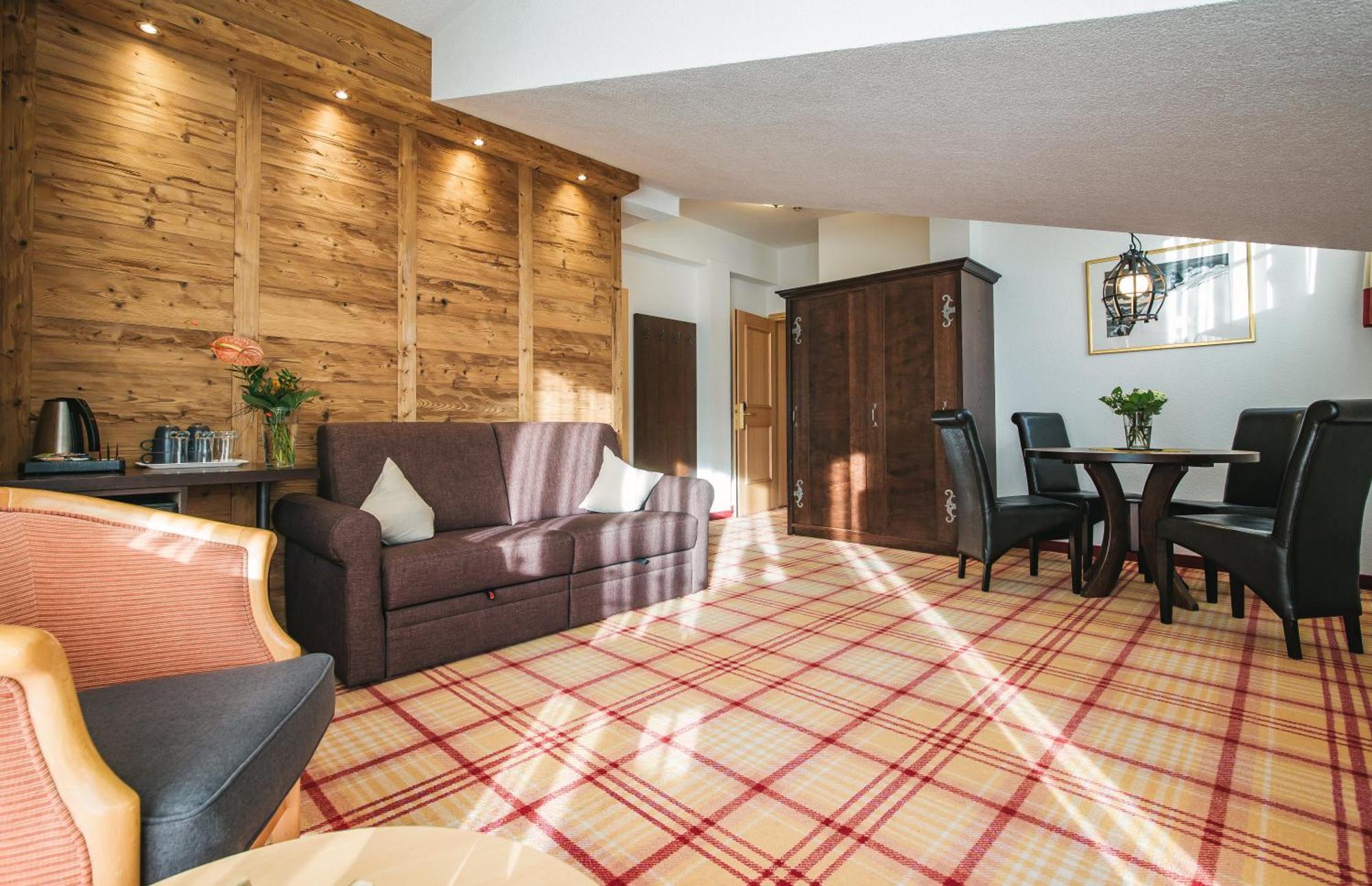 Arlen Lodge Hotel Inkl Premium Karte Im Sommer Sankt Anton am Arlberg Bagian luar foto