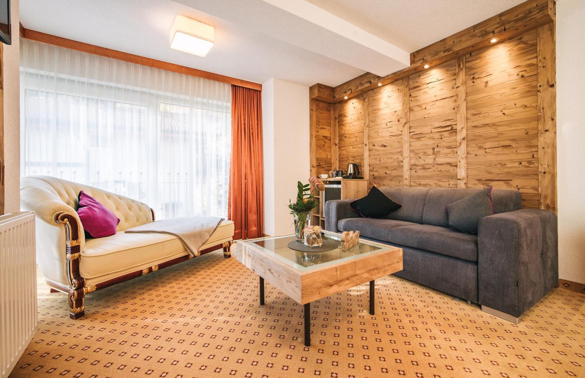 Arlen Lodge Hotel Inkl Premium Karte Im Sommer Sankt Anton am Arlberg Bagian luar foto